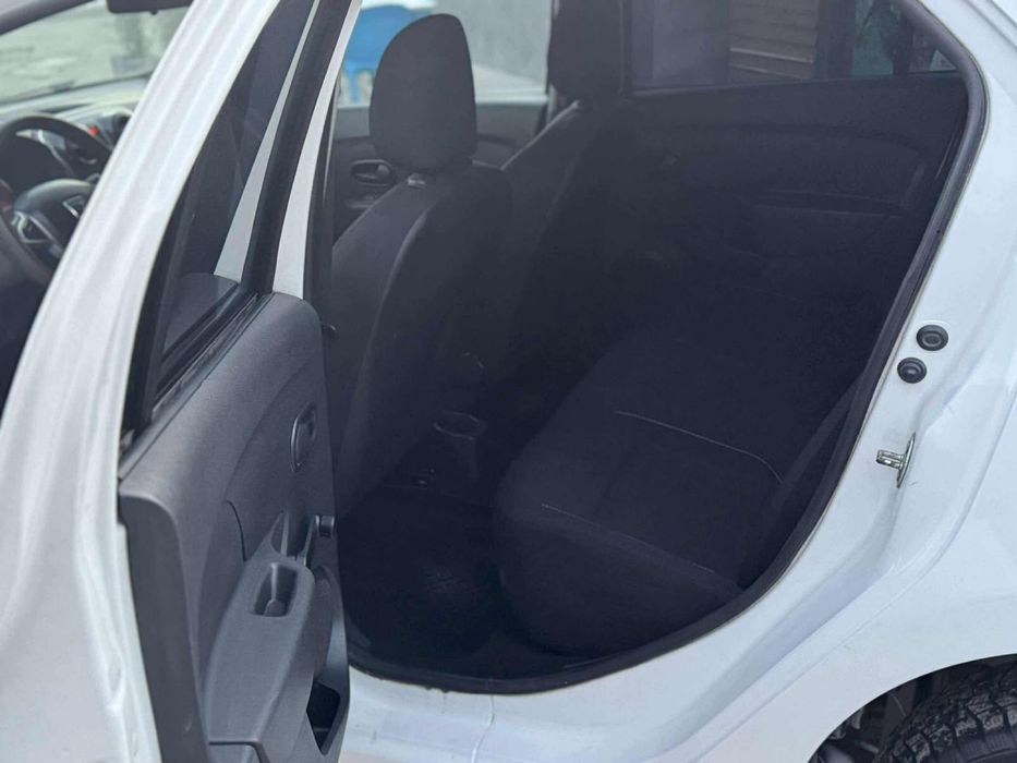 DACIA Logan 2018 — imagine 4