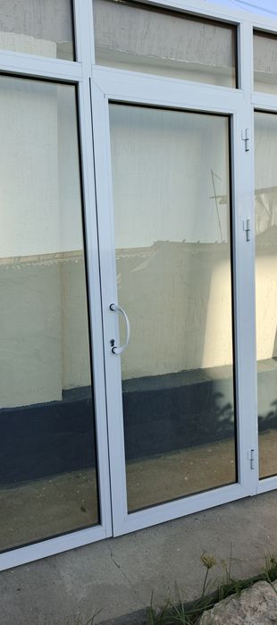 Продается б/у акфа двери с перегородкой