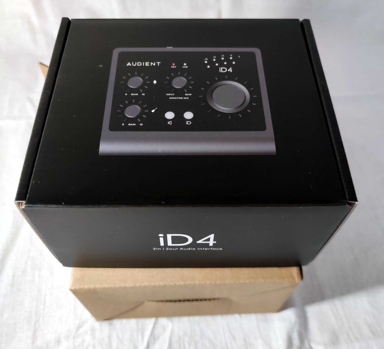 Аудио интерфейс Audient ID4 - 2 входа – 2 изхода USB C