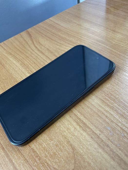 Iphone 15 titanium black 128gb