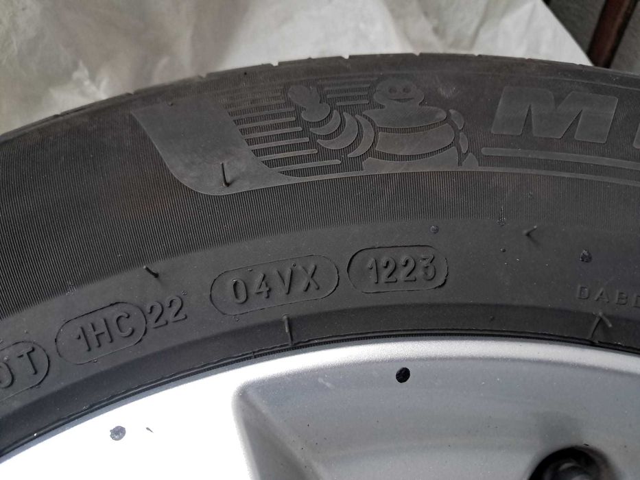 Set 4 Roți Complete Vară MICHELIN – Jante + Prezoane Originale Opel Grandland X 3.500 lei