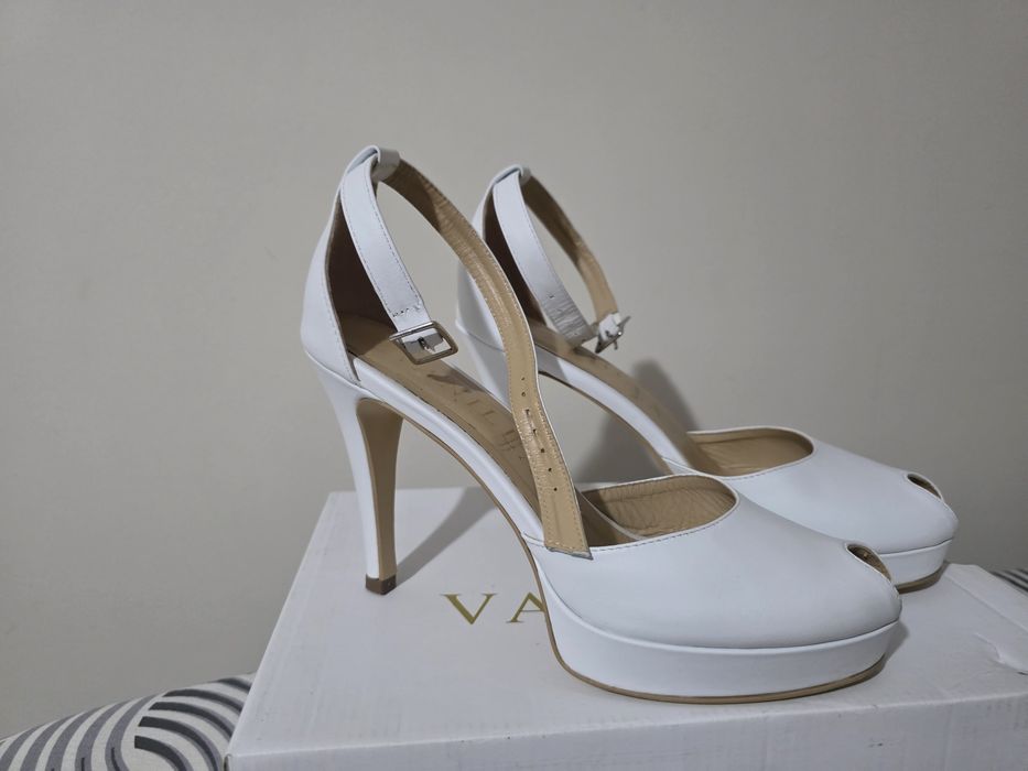 Sandale mireasa din piele