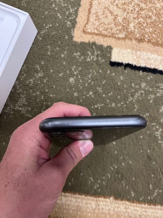 Iphone 11 срочно!!! 64гб акб 69