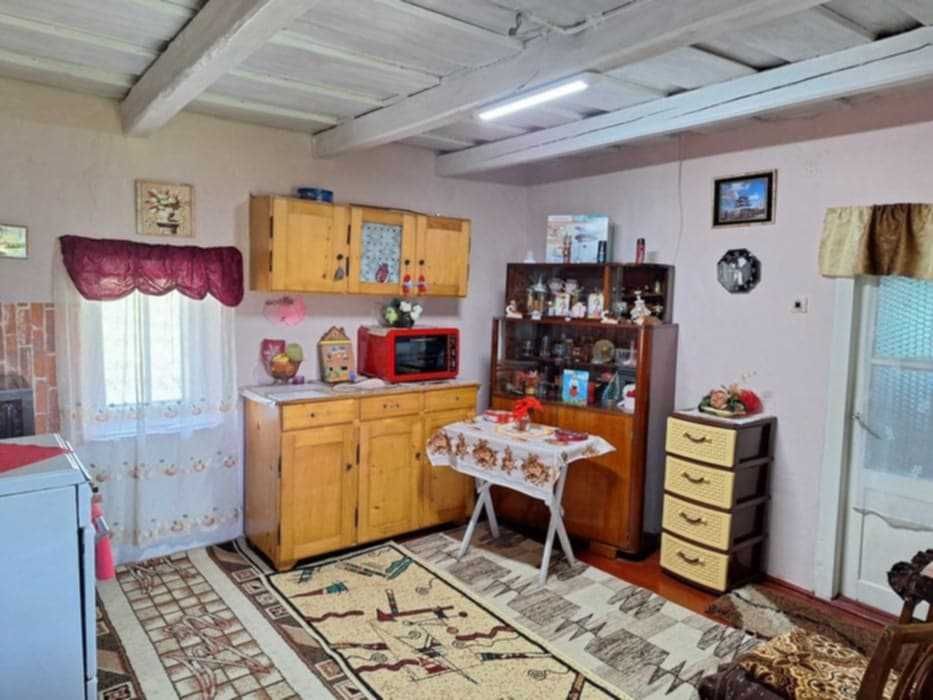 Vând sau schimb cu garsoniera casă în Ceanu Mare(Valea lui Cati)