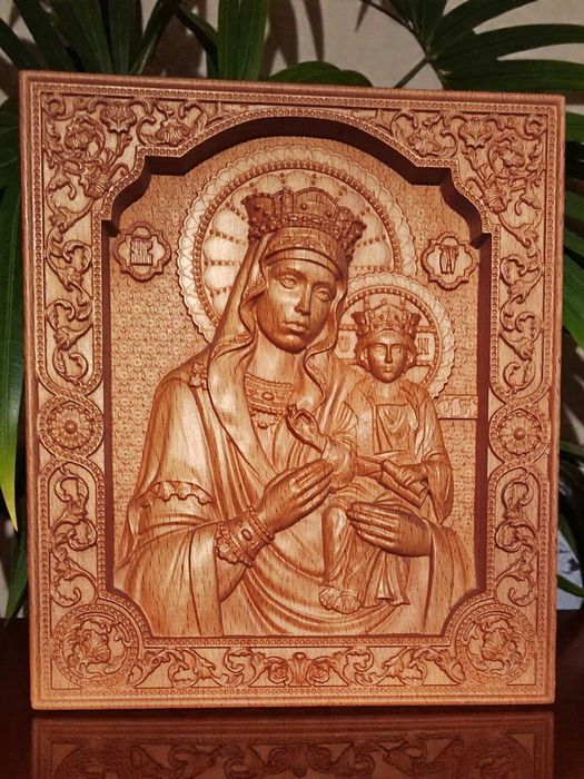 Икона на Св. Богородица - авторска дърворезба