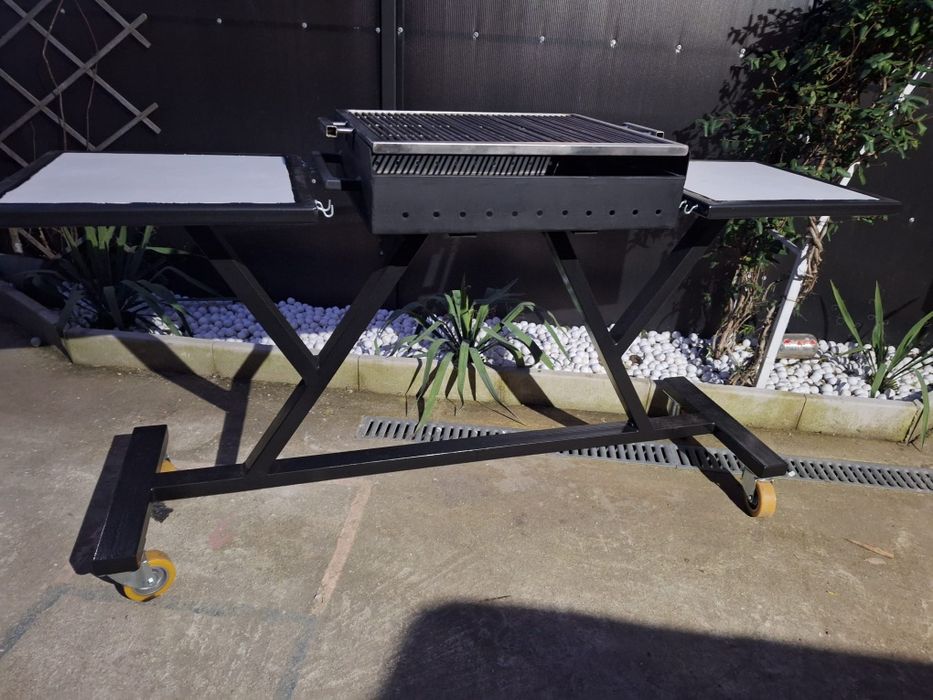 Grătar cu doua suporturi