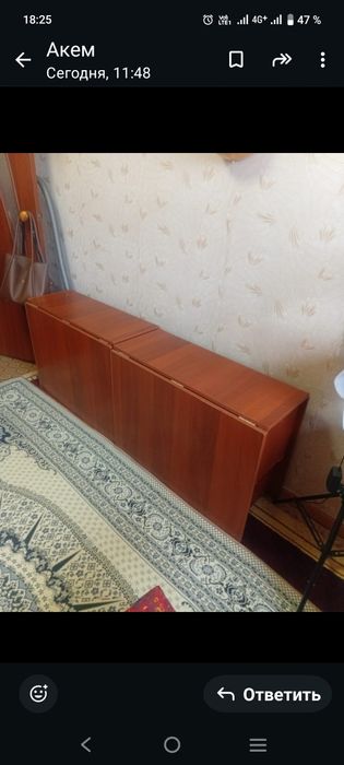 Настольные столы и шифонер