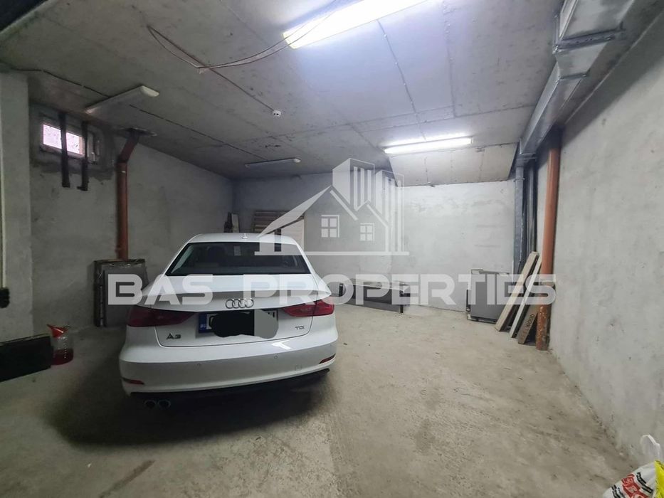 Продава се Тристаен апартамент в София, Люлин 6 - 113 кв.м за 1205 €/кв.м - Снимка #12