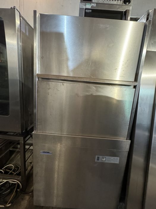 Съдомиялна Winterhalter за казани, тави и посуда