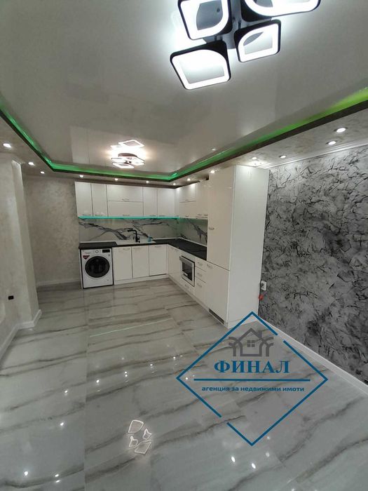 Продава се Двустаен апартамент в Шумен, Добруджански - 68 кв.м за 2025 €/кв.м - Снимка #6