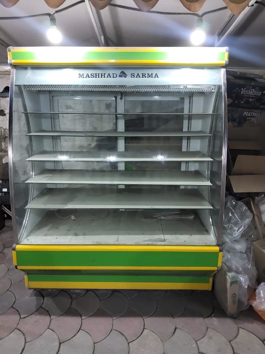 Витринный холодильник