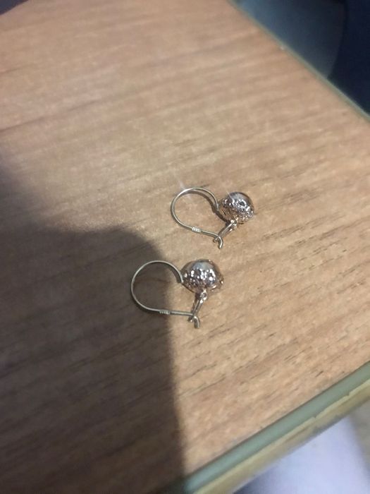 Продам серьги золото