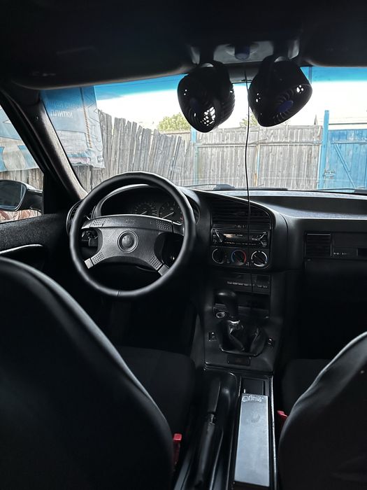 Продам BMW E36 бмв 320