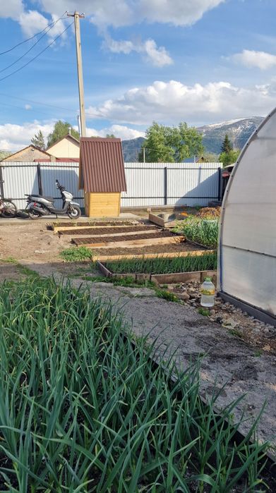 Продам дом на 6-м районе