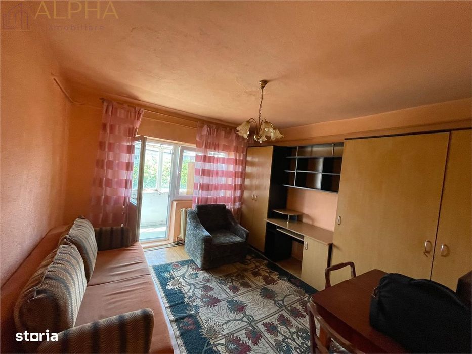 Garsonieră decomandată de vânzare – Bistrița, str.