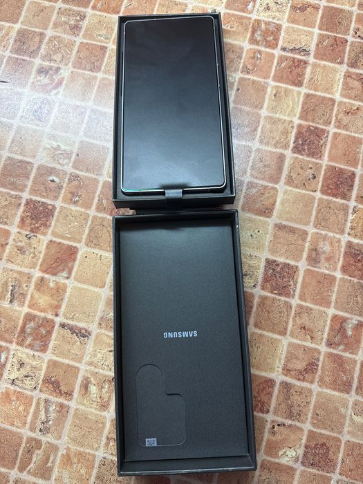 !Само днес 650 евро! Смартфон Samsung Galaxy S25 Ultra, 12GB RAM, 256GB, 5G, Titanium Silverblue