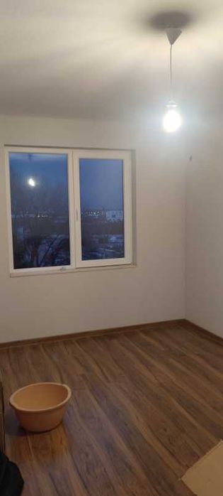Продава се Тристаен апартамент в Асеновград - 103 кв.м за 1428 €/кв.м - Снимка #1