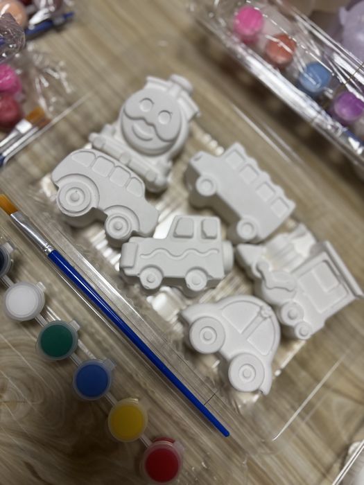 Gipsli figurkalar to’plami