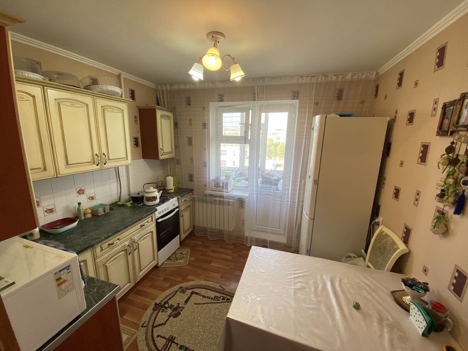 Срочно Продам квартиру в 8 мкр