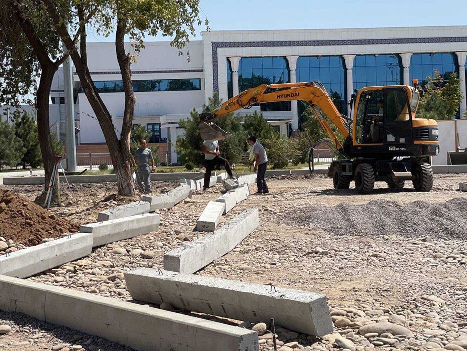 Установка бордюров. Асфальтируем и облагораживаем территории.