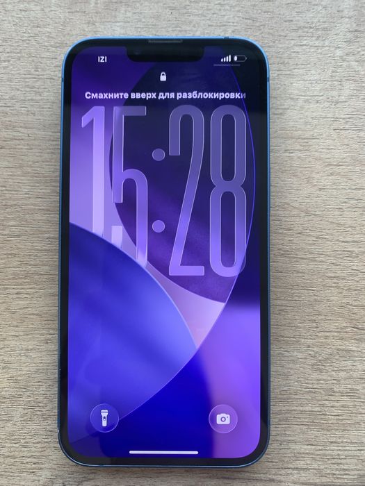 Продам айфон  13