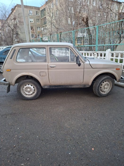 Продам Ниву 2121