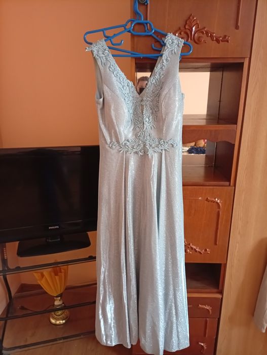 Vând rochiță de ocazie