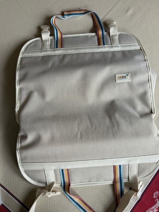 Organizator scaun auto multifunctional Zara pentru copii