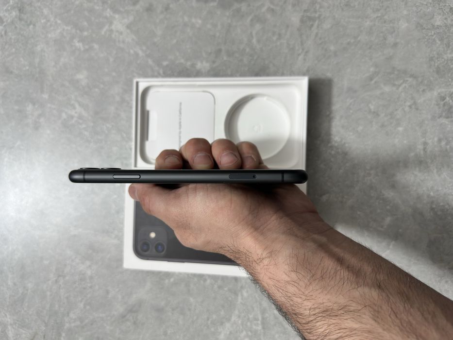 iPhone 11 64GB Black