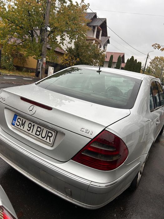 Mercedes E-class Diesel Manual