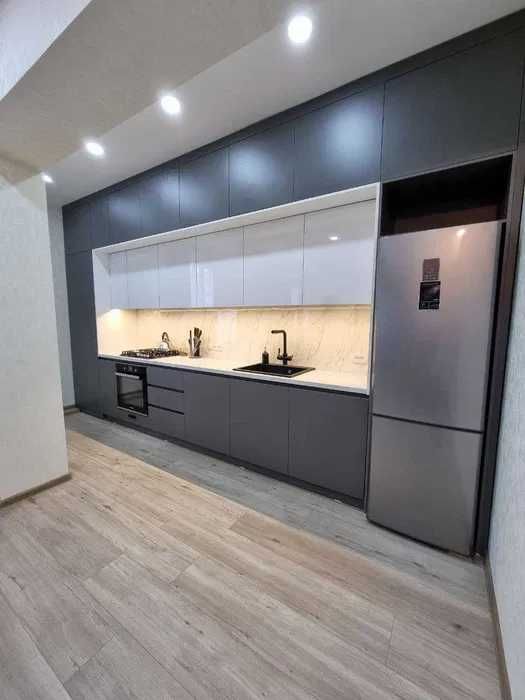 Продам свою 2-х уровневую кв-ру в кирпичном доме 110 кв.м | м.Чкалово