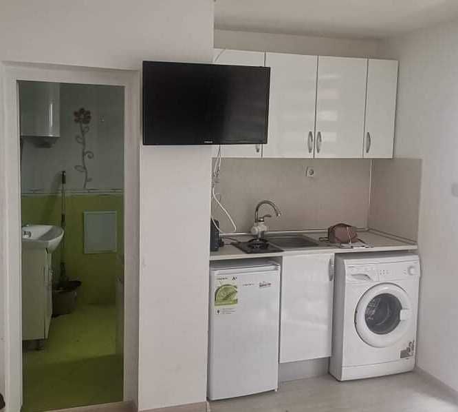 Дава се под наем Едностаен апартамент в Пловдив, Гагарин - 45 кв.м за 173.4 € - Снимка #1