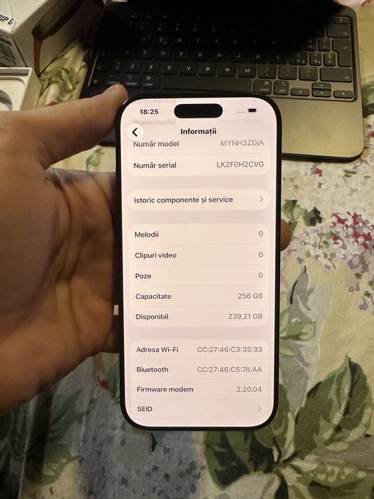 Vand iphone 16 pro  94 sanatate la baterie 256 GB