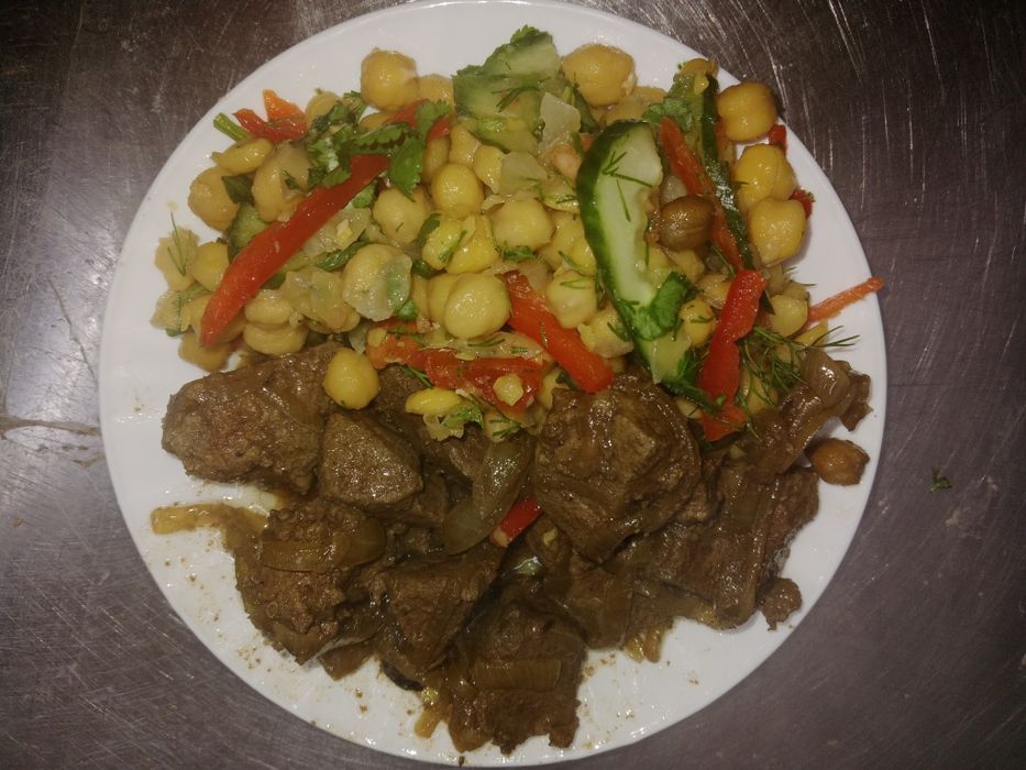 Mazali ovqat dastafka qilamiz.
