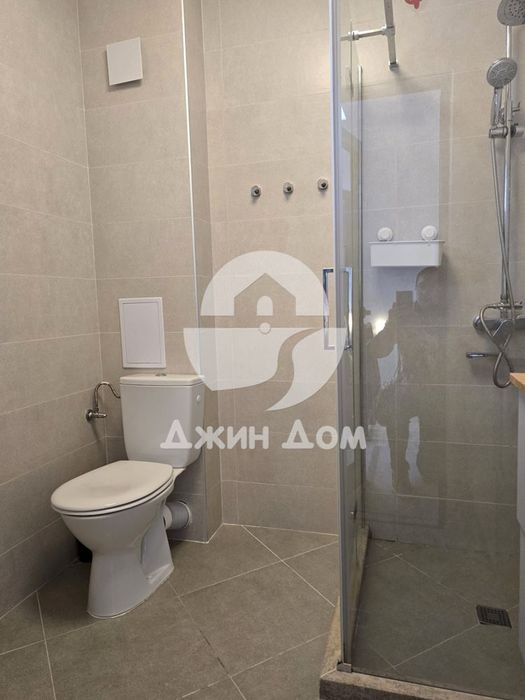 Двуетажна къща със САУНА и ДЖАКУЗИ в к-с Свети Георги, с. Кошарица