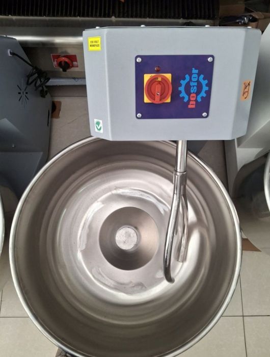 Mikser,xamirni qoriydigan,meshalka,mishalka, meksr, meshalka, mishalka