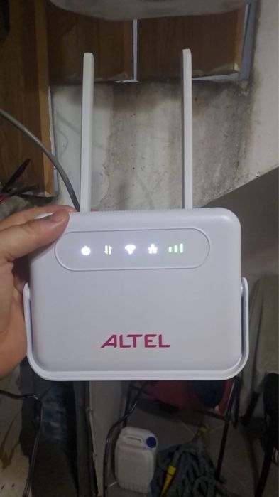 WI FI роутер Altel p32 CPE белый