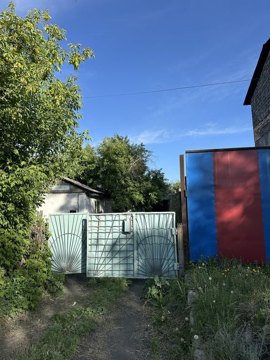 Продается участок земли в районе ХМК