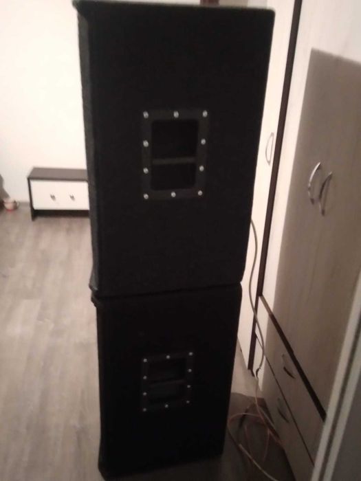 Vând urgent boxe eminence originale