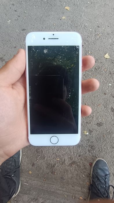 iPhone 7  в лучшем состоянии