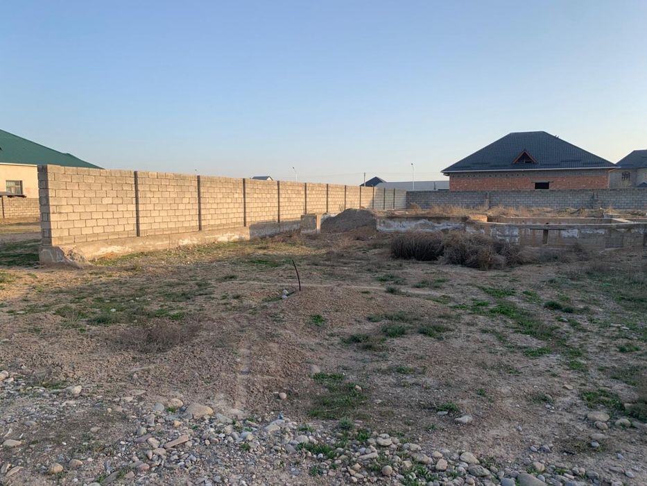 Жер сатылады фундаментпен Продается земля