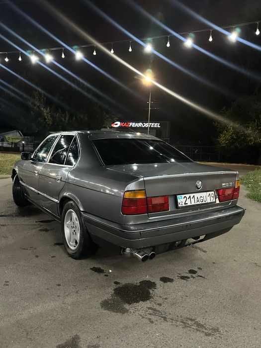 Продам БМВ 2.5 без вануса