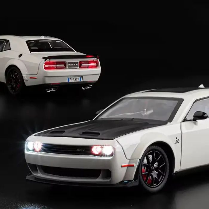 Dodge Challenger SRT Demon железная машинка металлическая - Доставка