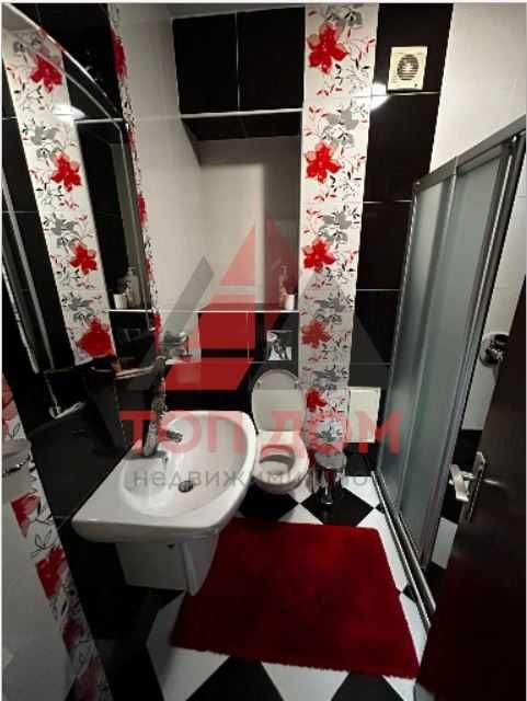 Дава се под наем Тристаен апартамент в Варна, Възраждане 1 - 80 кв.м за 765 € - Снимка #8