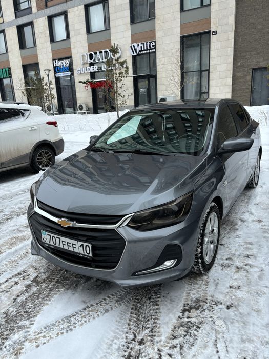 Chevrole onix продам