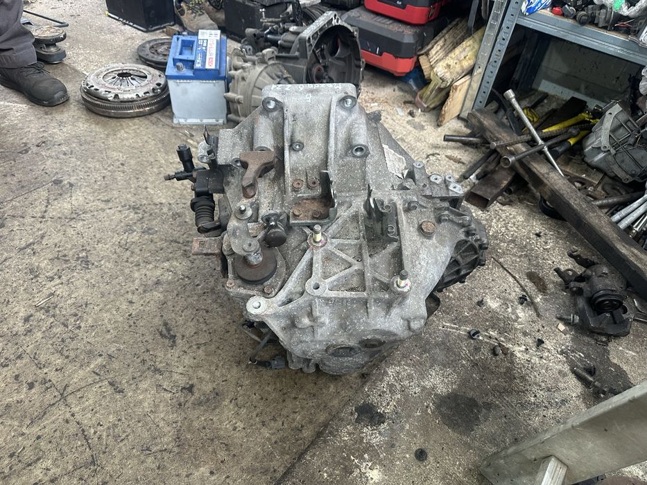 6 степенна ръчна кутия за Мазда 6 2.2d 2008-2013г.!