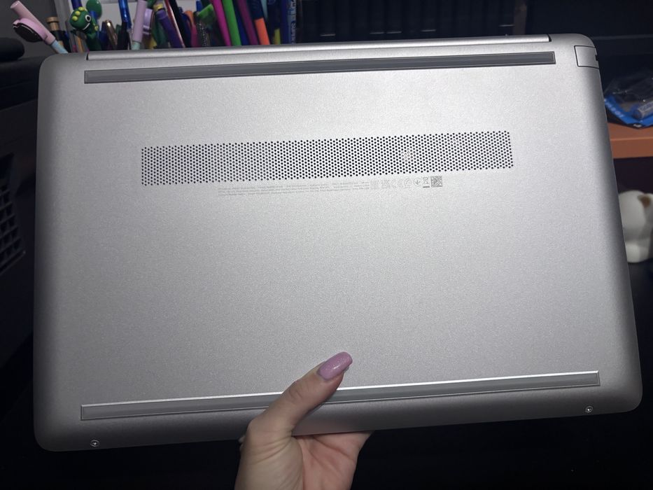 Laptop HP I7- Gen 11, 16 GB, SSD 1 TB