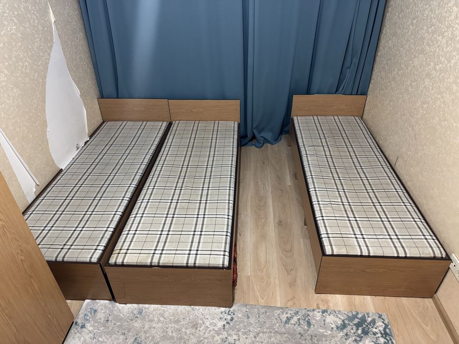 Продам кровать с шкафом