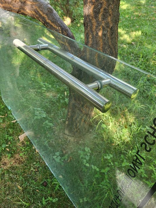 Стеклянная дверь для офисов