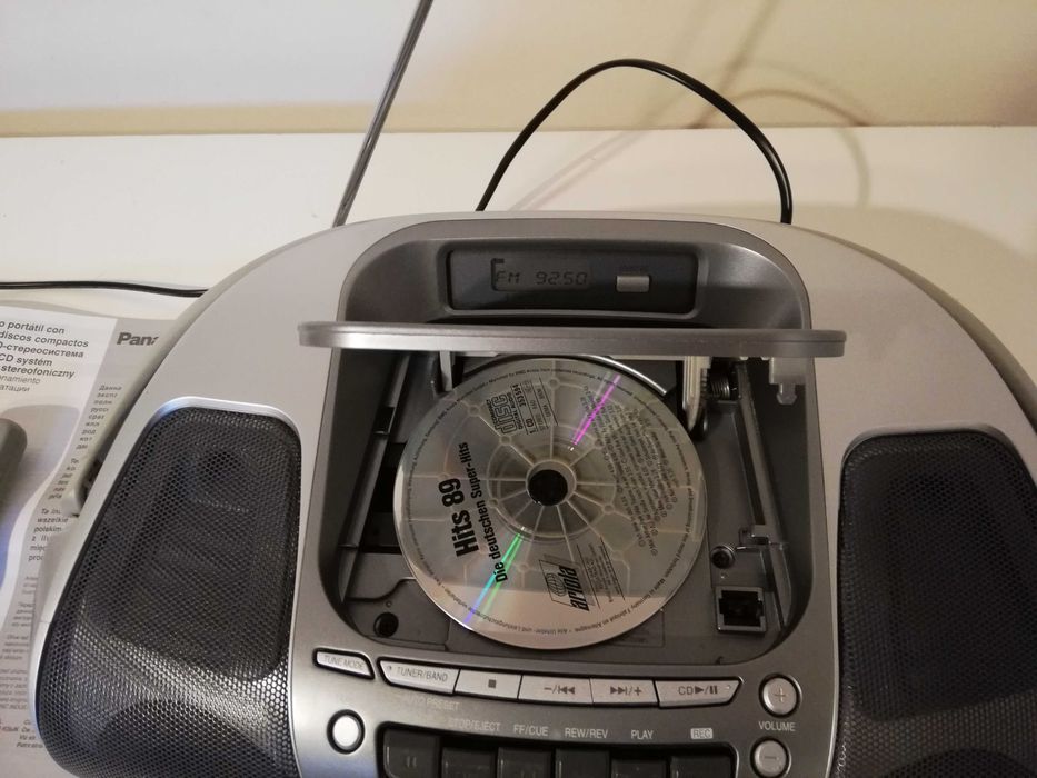 Boombox - Stereo Radio/CD/Cassette PANASONIC RX-D27 cu telecomanda